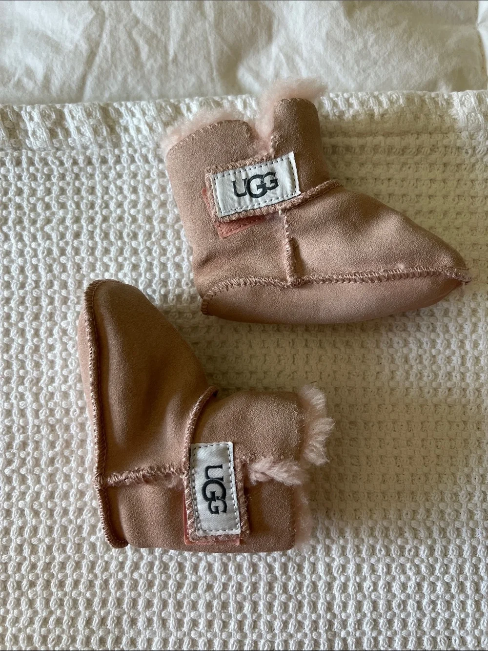 UGG Infant Sheepskin Booties in Blush